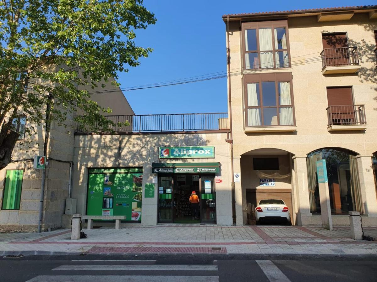 Hotel Av Apartamentos Lobios Exterior foto