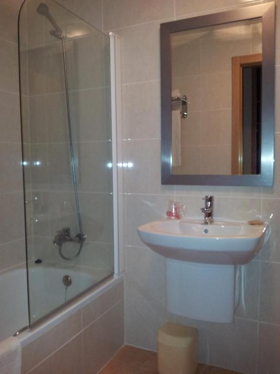 Hotel Av Apartamentos Lobios Zimmer foto